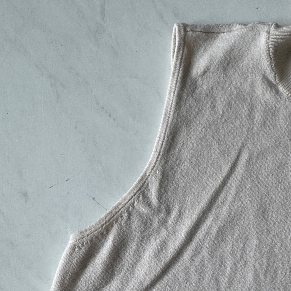 Skies Are Blue Ivory Sleeveless Top - Picture 3 of 8